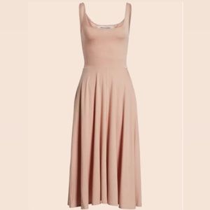 SOLD 🎊🎉Reformation Rou Dress - Blush - NWT - Medium